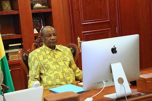 Coronavirus: l'État d'urgence reconduit en Guinée pour 30 jours (Discours)