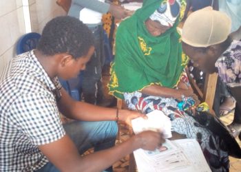 Présidentielle 2020/Retrait des cartes d&rsquo;électeur: forte mobilisation  des citoyens à Dapompa