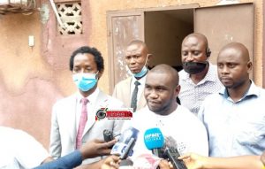 DPJ : pour usurpation de nom, un journaliste porte plainte contre un autre