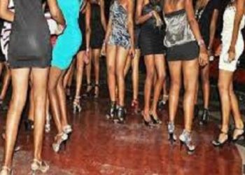 Kipé: des jeunes du quartier en colère contre  la présence massives des filles de joie