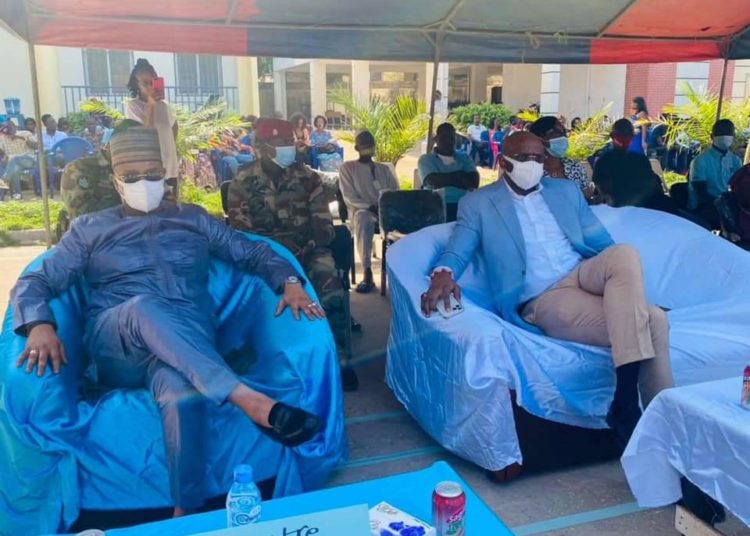 Ecole des Postes et Télécoms de Kipé: les ministres Said Koulibaly parraine la sortie de deux promotions