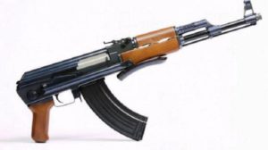 Un opérateur économique enlevé à Kipé : un pistolet, un chargeur de PMAK et du somnifère trouvés sur les lieux (proche)