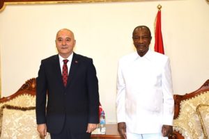 Diplomatie : le nouvel ambassadeur de Turquie reçu par Alpha Condé