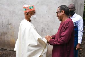 UFDG-Images émouvantes de Cellou Dalein au domicile de Souleymane Thianguel