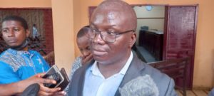 Un avocat de la famille de feu Elhadj Doura recadre la défense: «quand vous pensez qu’il y a des violations, ce n’est pas devant la presse»