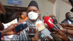 Conakry: les premiers mots de Lansana Kouyaté, à sa descente d'avion