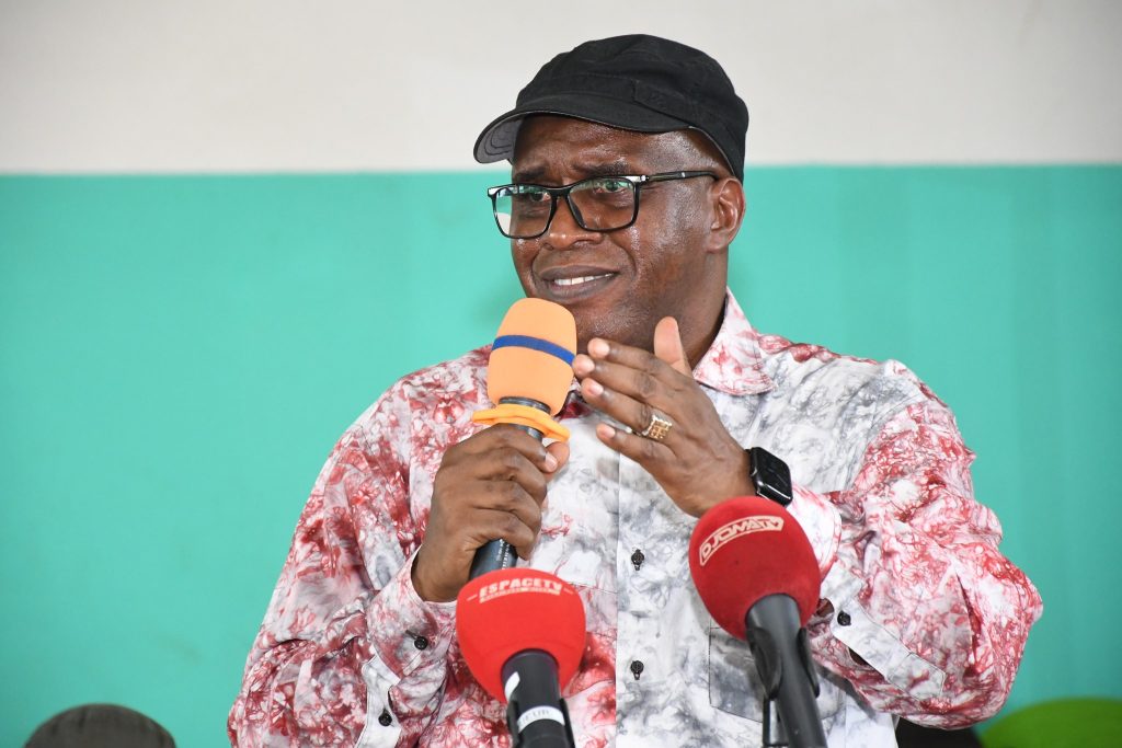 Fodé Oussou demande aux religieux de "laisser la politique aux politiciens..."