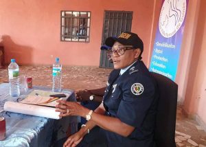 Maltraitance: une dame applique un fer à repasser sur sa fille adoptive