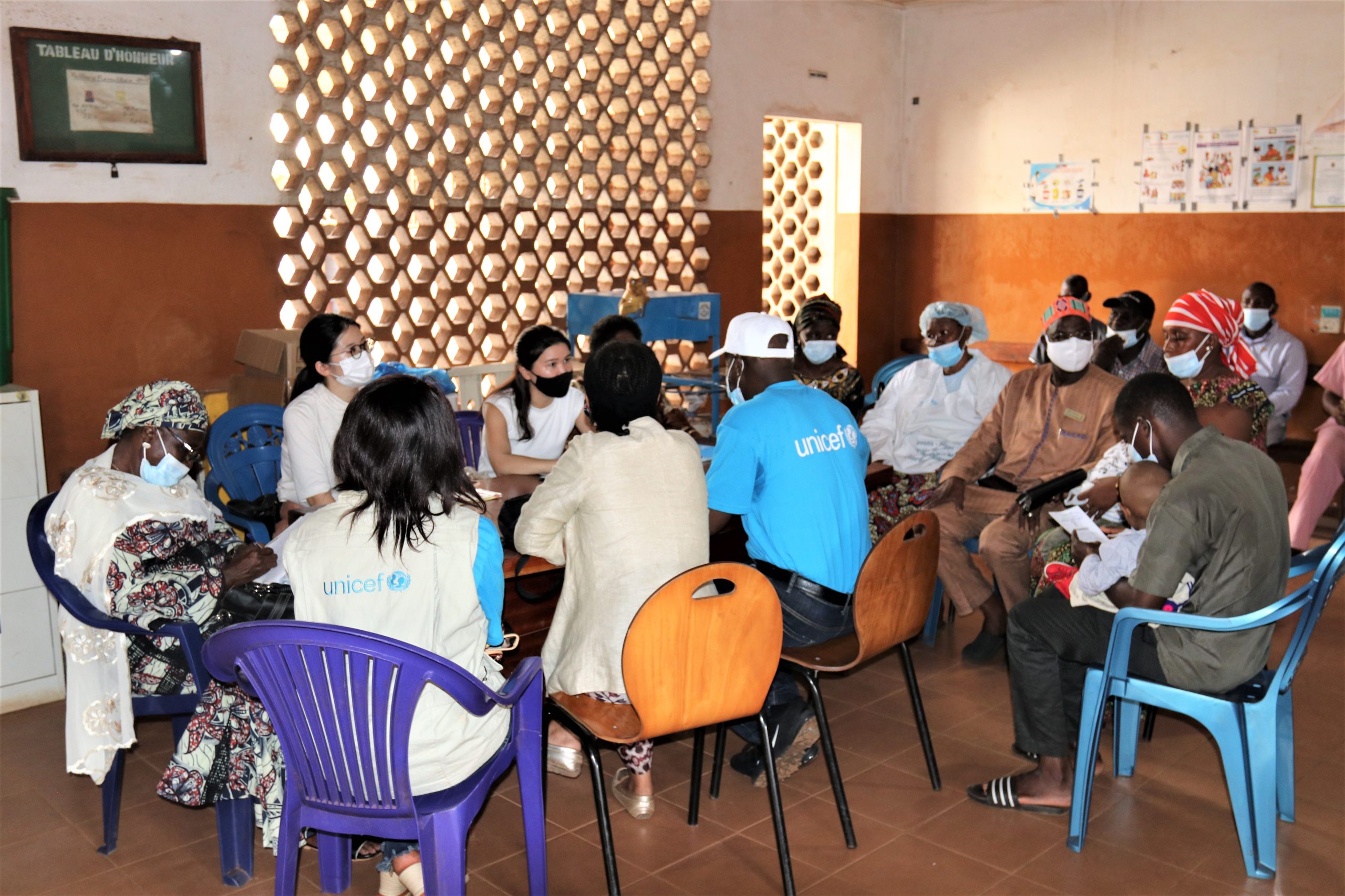 Le Japon et l’UNICEF contribuent au renforcement de la réponse multisectorielle rapide et durable à la COVID-19 et aux maladies à potentiel épidémiques à N’Zérékoré et Conakry
