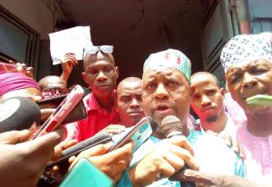 Conakry: les vendeurs de médicaments prient les autorités de les aider en libérant leurs marchandises