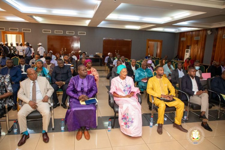 ESRSI : Dre Diaka SIDIBE amorce le chantier de la réforme des programmes de l’enseignement supérieur