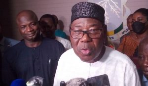 Conakry: le Médiateur de la CEDEAO en Guinée, rend "une visite de courtoisie" au président du CNT