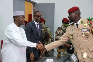 Guinée: des ministres maliens prennent part au conseil des ministres