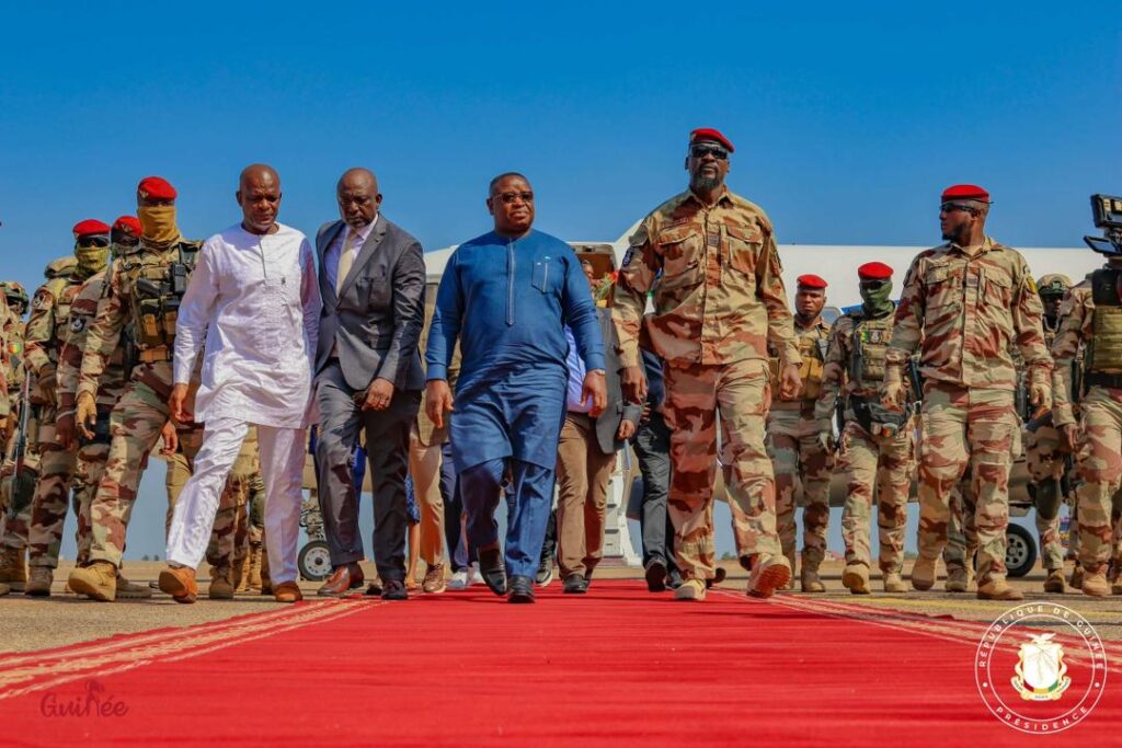 Visite du président léonais à Conakry: le compte-rendu de la Direction de l’information et de la Communication (DCI)