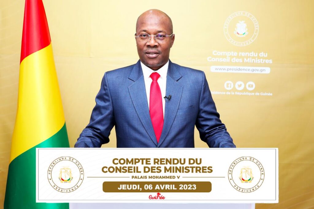 Communiqué du gouvernement sur le decès de Hadja Rabiatou Serah Diallo