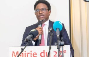 Paris : le ministre Alpha Bacar Barry lance la 4ème édition du Salon de l’Emploi et de l’Entreprenariat