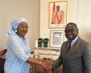 Diplomatie: cinq mois après, l’ancien journaliste Antoine Kourouma prend fonction à l’Ambassade de Guinée à Bruxelles