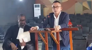 Kim, coaccusé de Damaro Camara, a-t-il fui ? La CRIEF constate qu’il a pu quitter la Guinée sans...