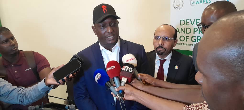 Conférence interrégionale sur le développement et la promotion des emplois verts: les organisateurs devant la presse...