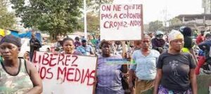 Manifestations à Kaloum: les restrictions des médias et réseaux sociaux s'invitent