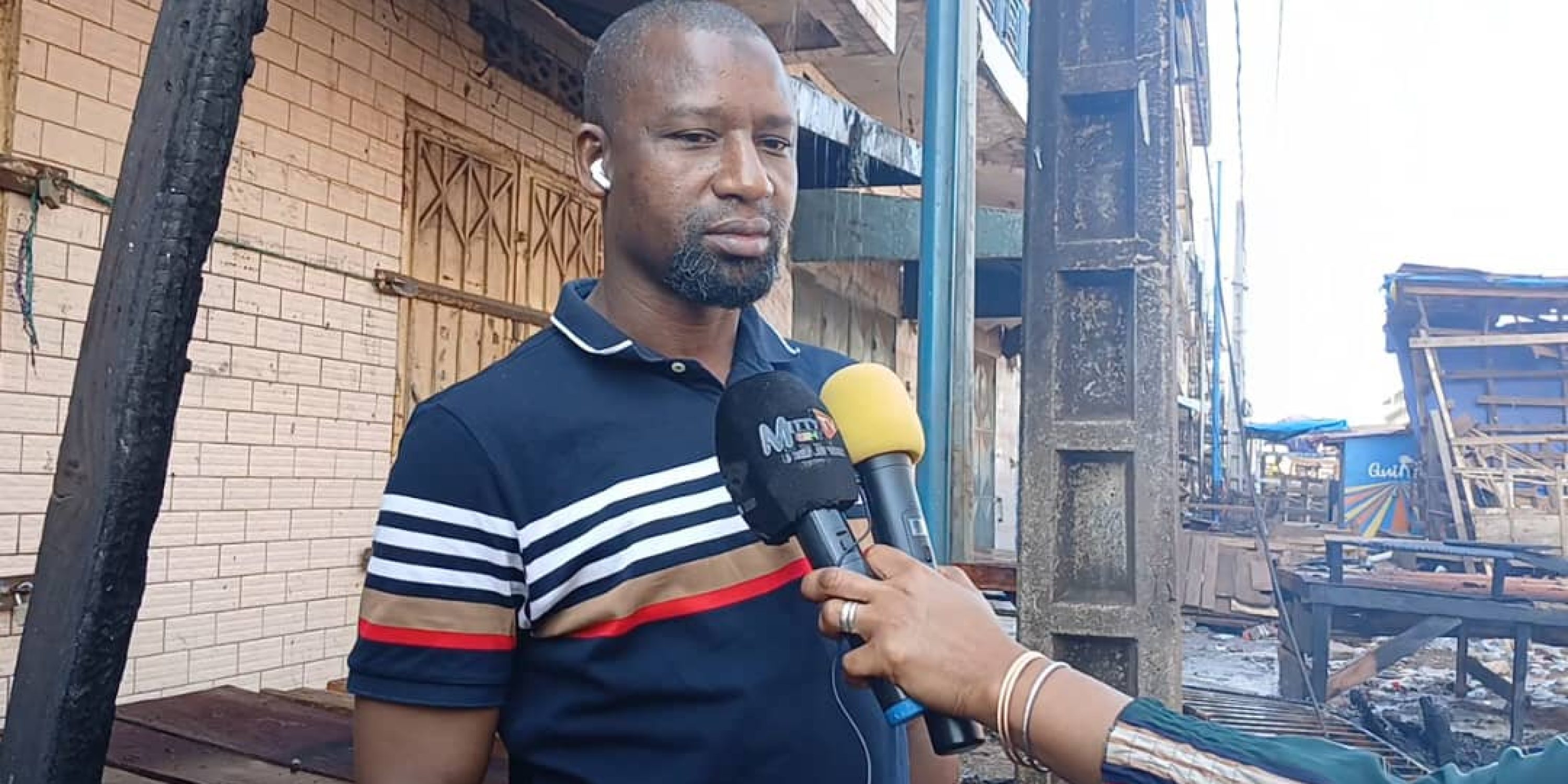 Conakry : Un incendie ravage plusieurs magasins au marché Avaria-Madina