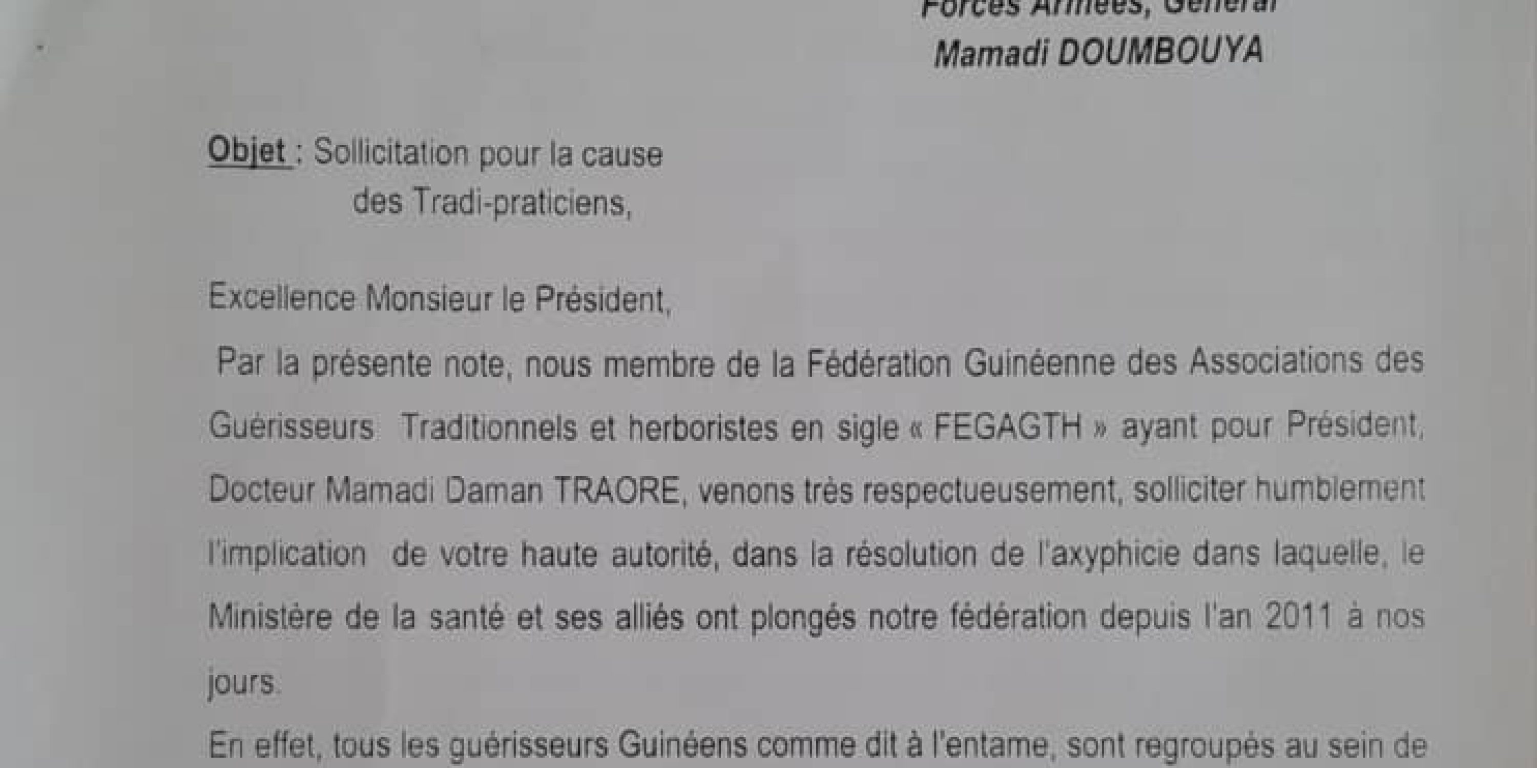 Santé : La FEGAGTH interpelle Général Mamadi Doumbouya suite à l’interdiction de la diffusion des publicités des guérisseurs traditionnels dans les médias par la HAC