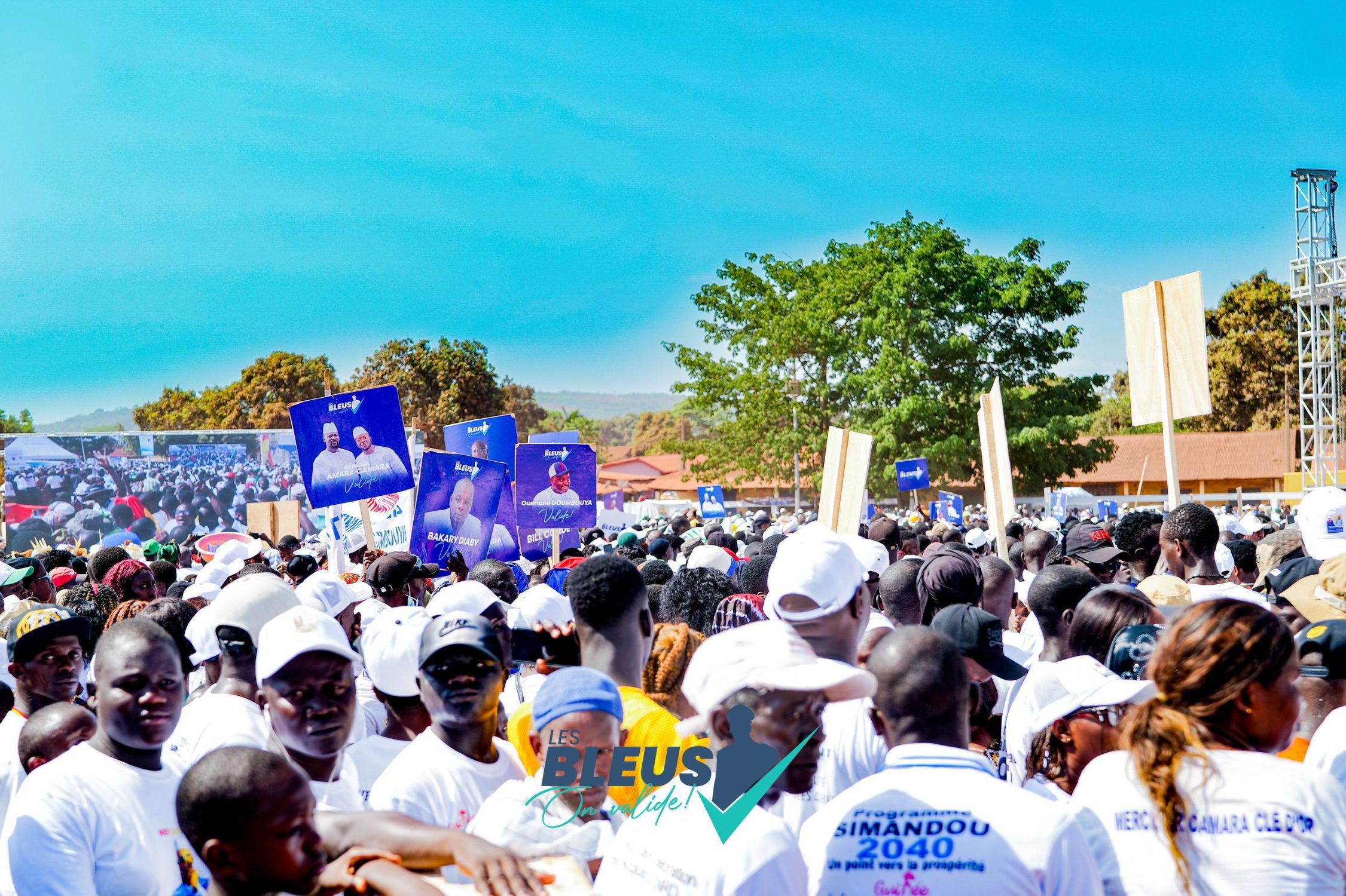 Boké : mobilisation des « Bleus » en soutien au Général Mamadi Doumbouya et aux acquis du CNRD