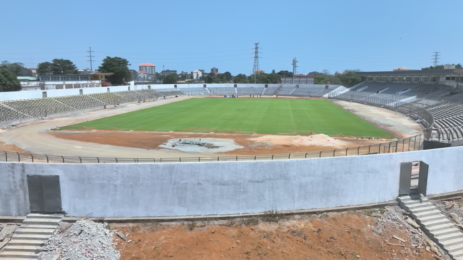 Rénovation du stade du 28 septembre : "Il répond à toutes les exigences de la CAF" (Ingénieur) 