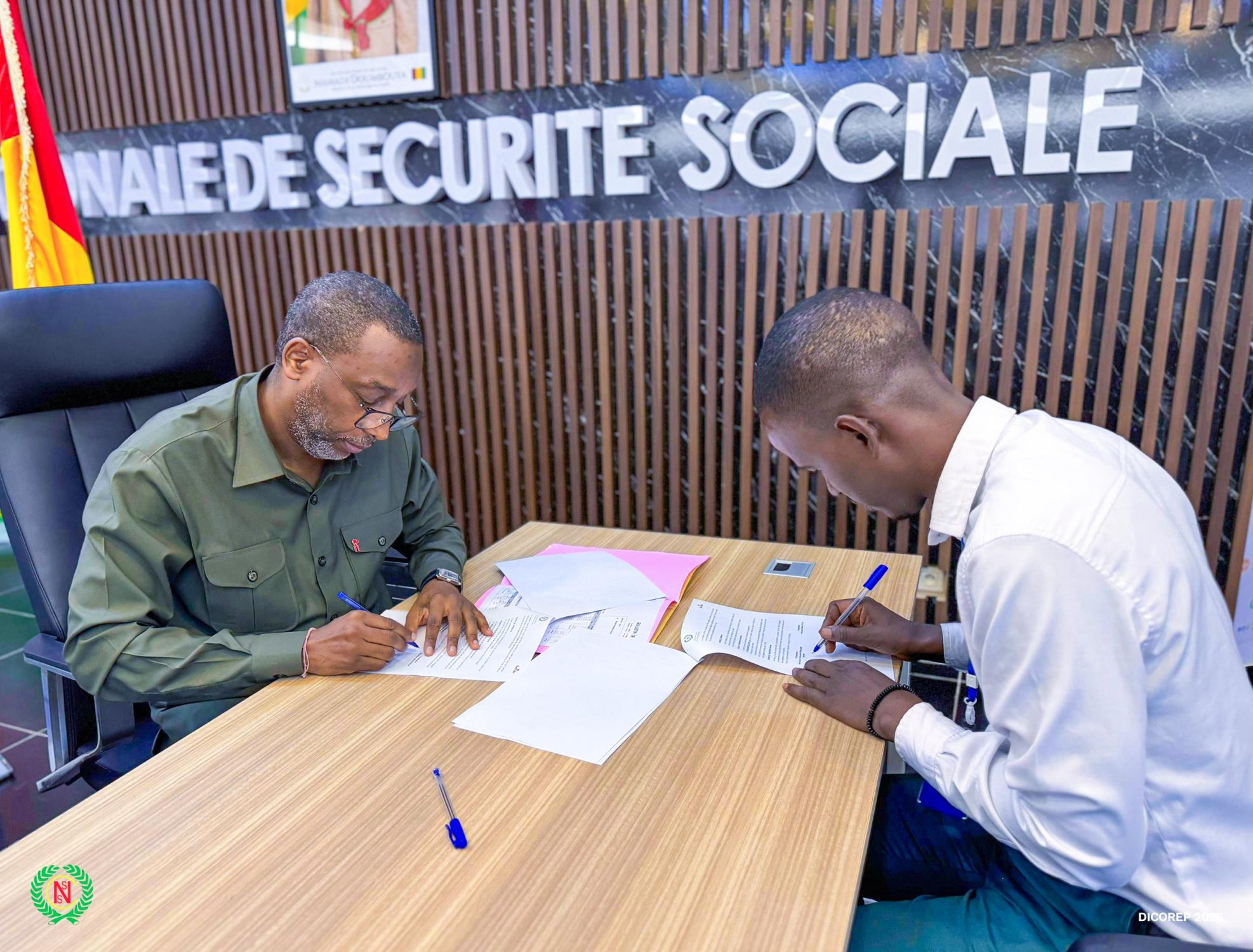 Réforme : Une première, les travailleurs de la Caisse nationale de sécurité sociale ont désormais leur contrat de travail