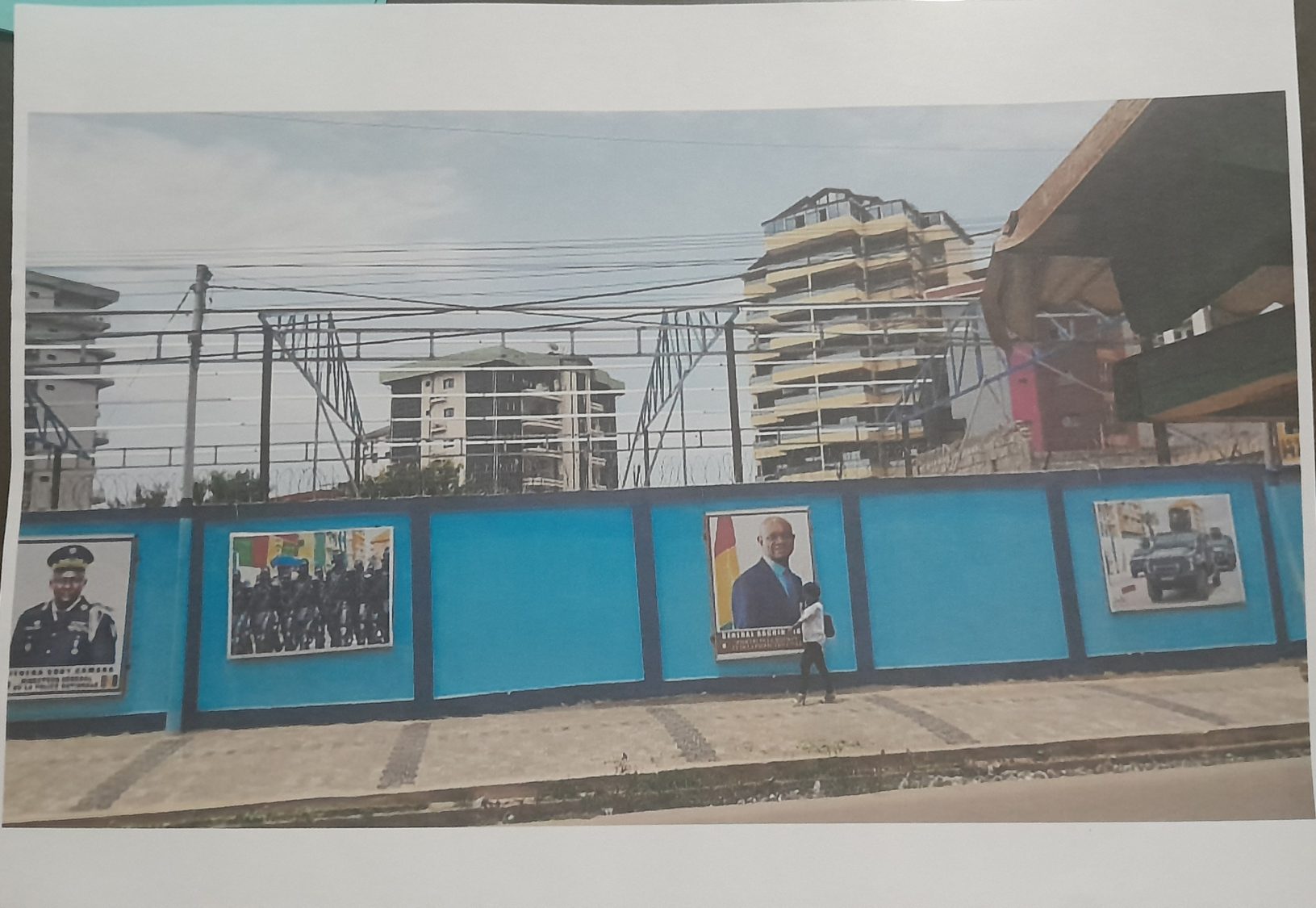 À travers un point de presse organisé ce vendredi 13 juin 2025 à son cabinet à Dixinn Terrasse, Maître David Béavogui, avocat des héritiers de feu Soryba Soumah, a dénoncé ce qu’il qualifie de « double expropriation »