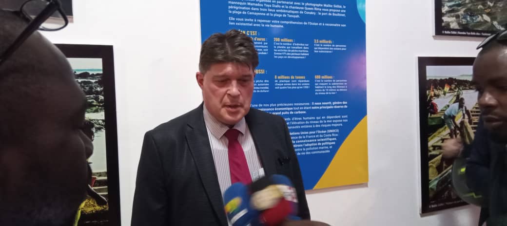 Journée mondiale de l'océan : cinq collégiens et lycéens récompensés pour leurs vidéos "Océan 2050" 