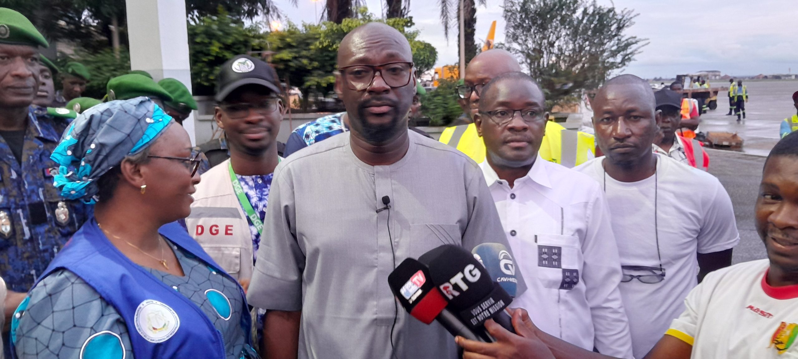 Référendum du 21 septembre : Le MATD reçoit à Conakry les documents électoraux