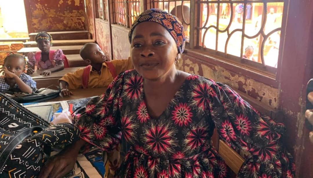 Constat alarmant à l’école primaire Aviation de Gbessia : un établissement en danger, la directrice tire la sonnette d’alarme