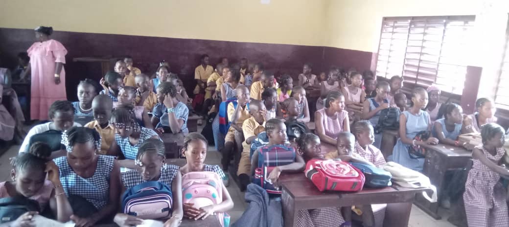 Rentrée scolaire 2025-2026 : les cours ont bien démarré à l’école primaire, au collège et au lycée de Kipé