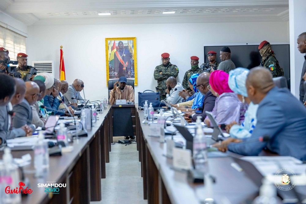 Coupure de 50 000 GNF, bancarisation totale… le président Mamadi Doumbouya donne des instructions fermes