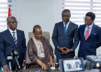 MENA-ETFP : Le ministre Alpha Bacar passe la main à Madame Bintou Keita